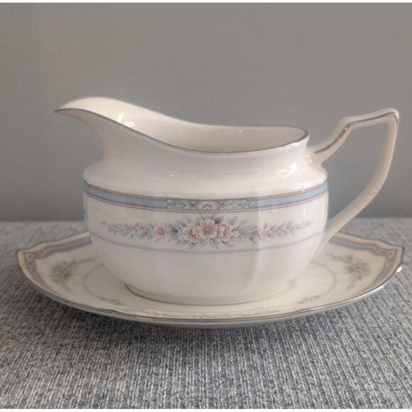 Noritake Other - Noritake "Rothschild" Ivory China, Gravy Boat with Underplate, Platinum Trim EUC